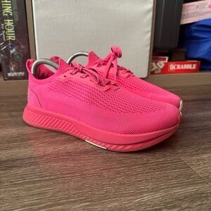 Women’s Flux Adapt Runner Running Athletic Sneakers Pink Knit Shoe  Size 7-8.5
